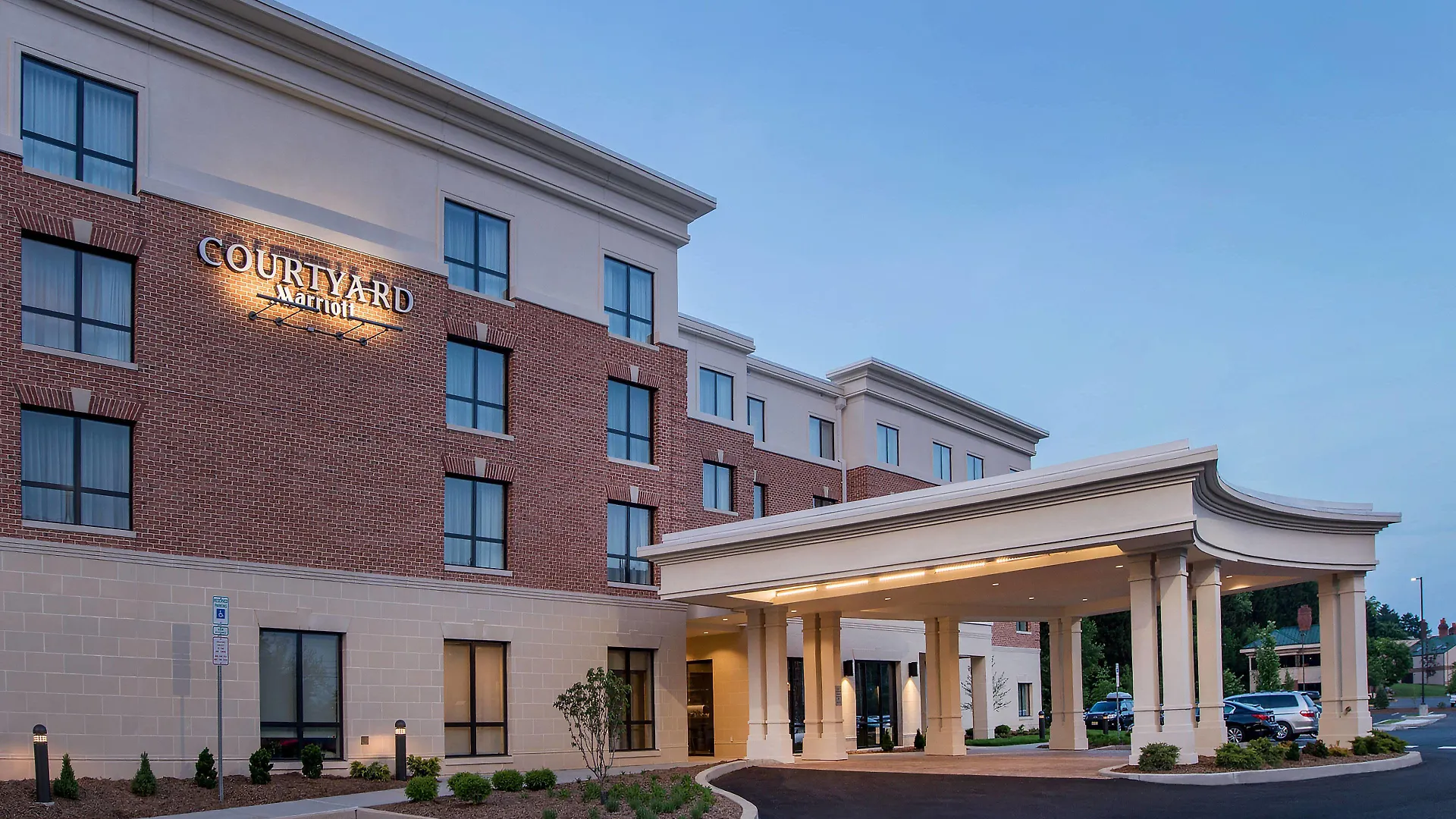 Staying Near Giant Center: 2 Central Hotels Compared