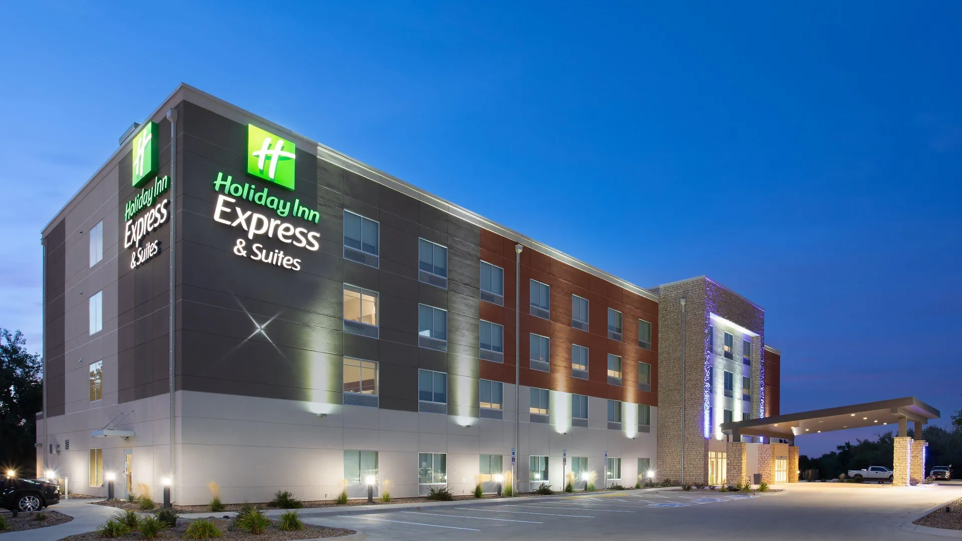 Where to Stay in Colorado: 6 Best Spa Hotels