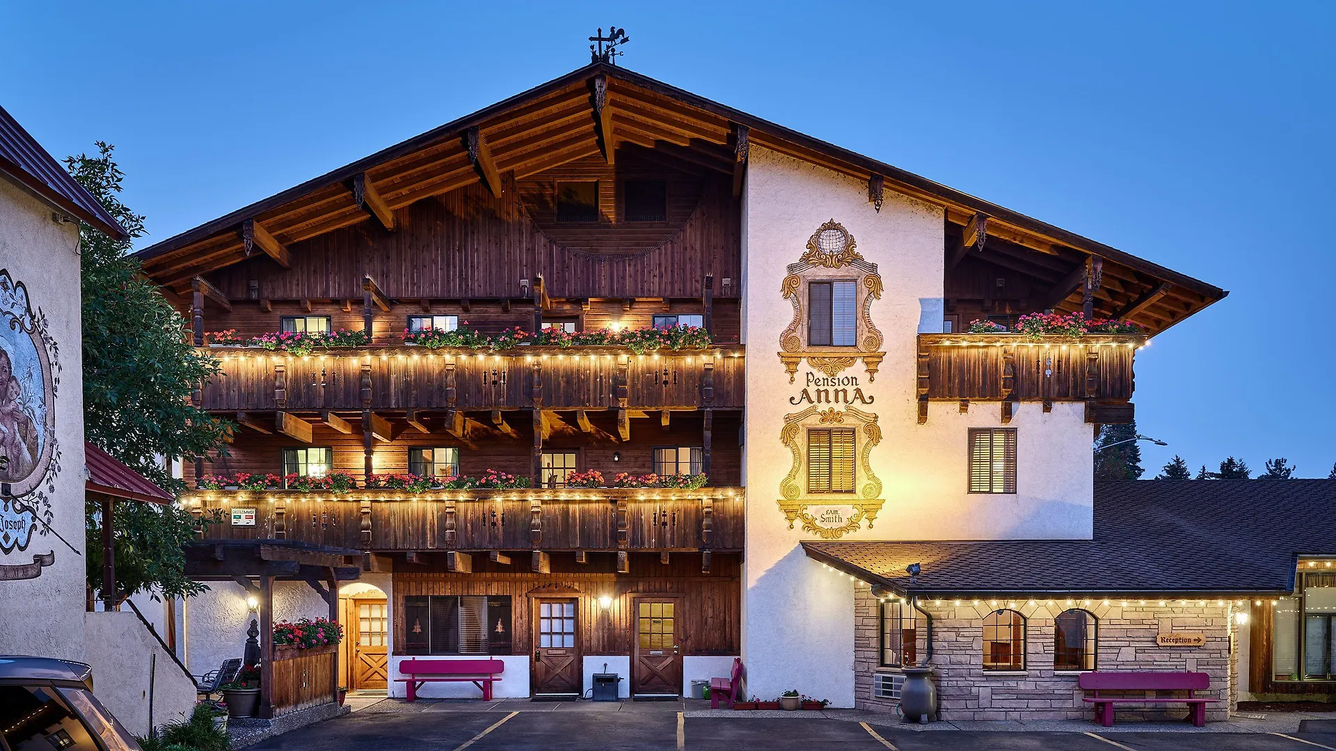 5 Romantic Hotels Near Sleeping Lady Resort Worth Booking