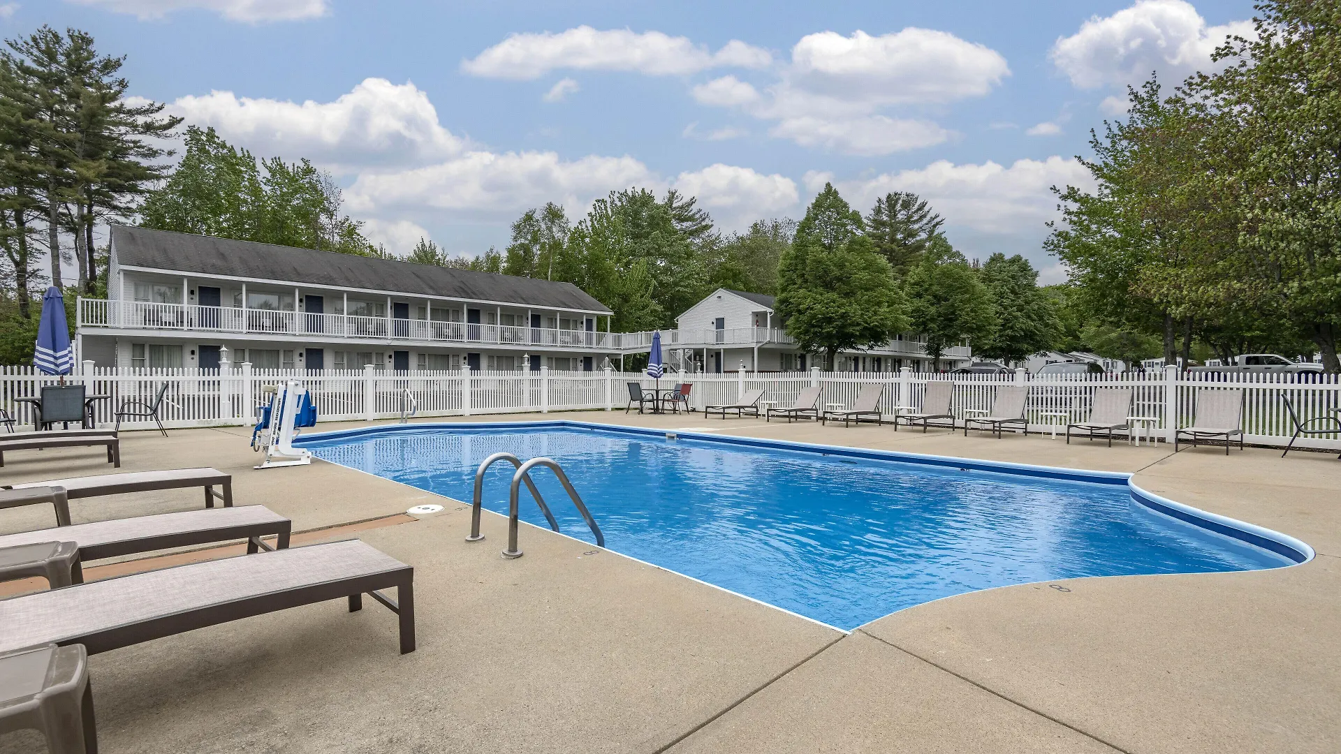 5 Top 3-Star Hotels Near Rachel Carson Refuge for Nature Access