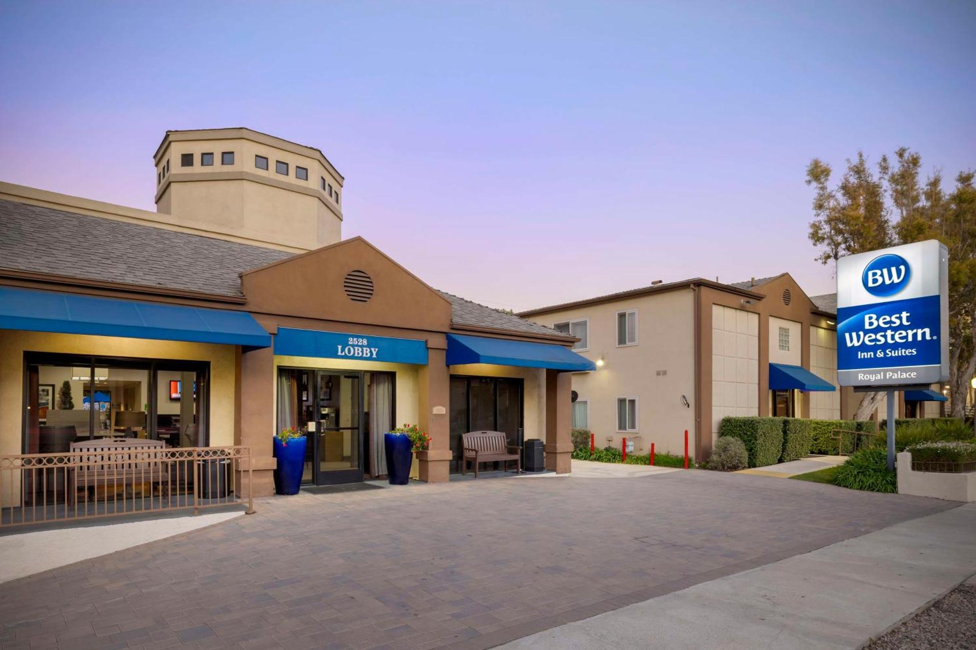 7 Top-Rated 3-Star Hotels in West Los Angeles