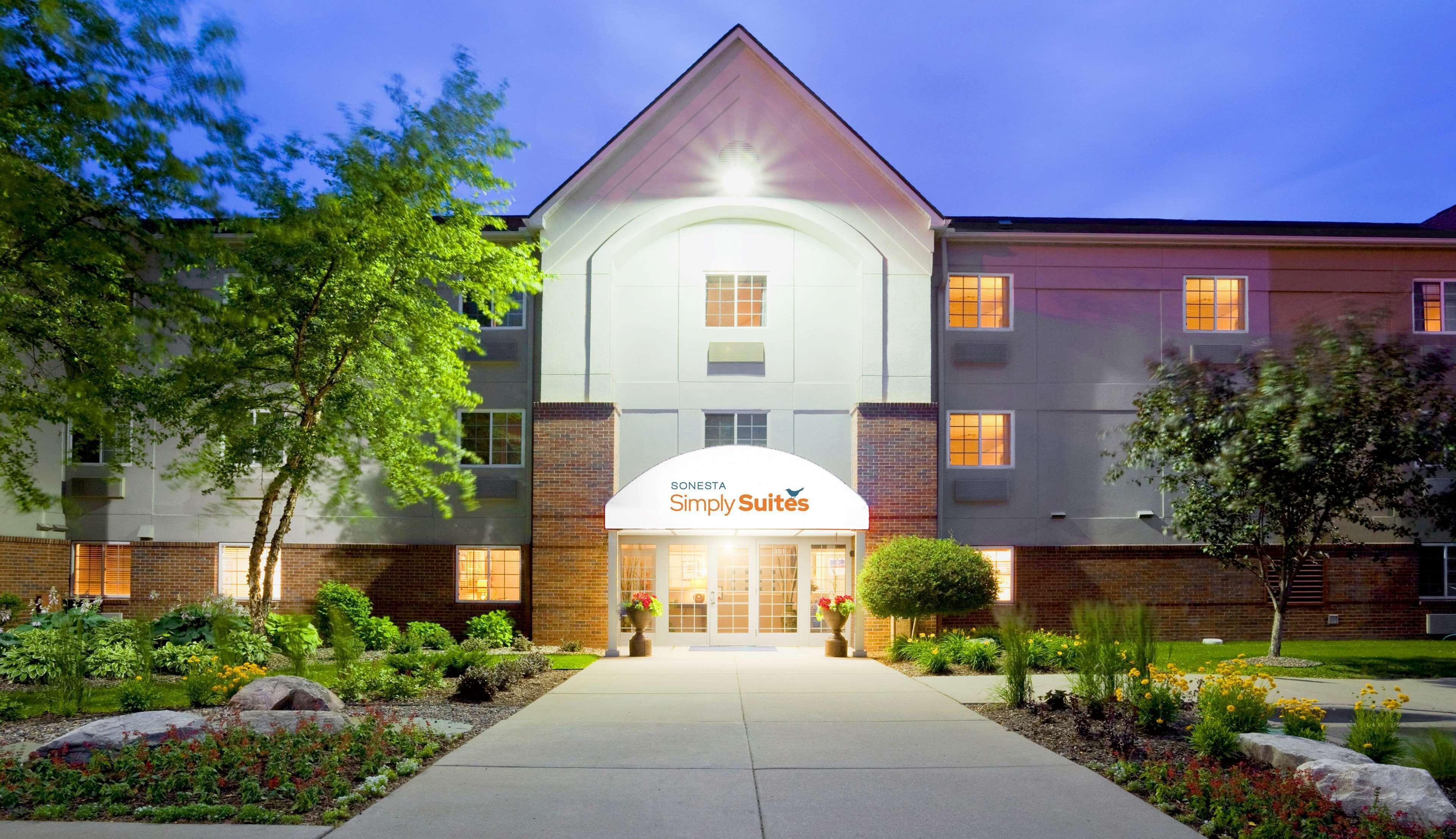 4 Solid 3-Star Hotels Near Southdale Center Worth Booking