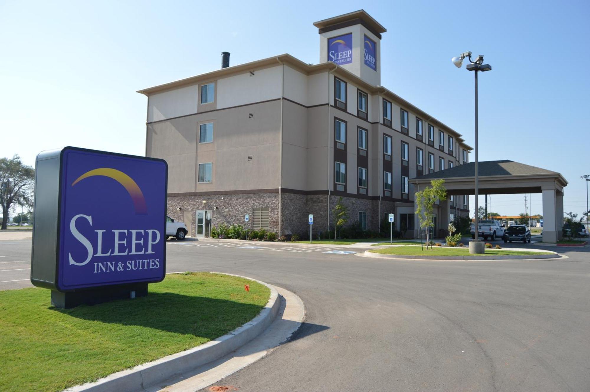 4 Smart 3-Star Hotels Near Route 66 Museum Worth Booking